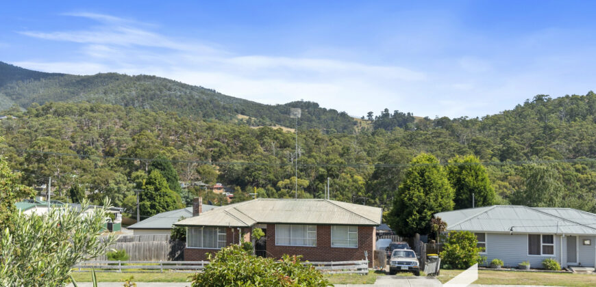 25 Bradfield St, Claremont TAS 7011