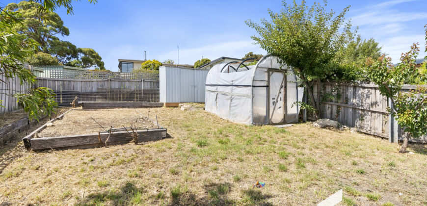 25 Bradfield St, Claremont TAS 7011