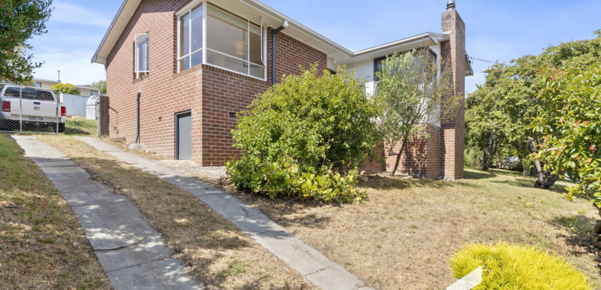 25 Bradfield St, Claremont TAS 7011