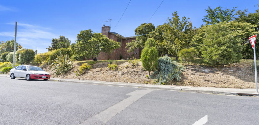 25 Bradfield St, Claremont TAS 7011