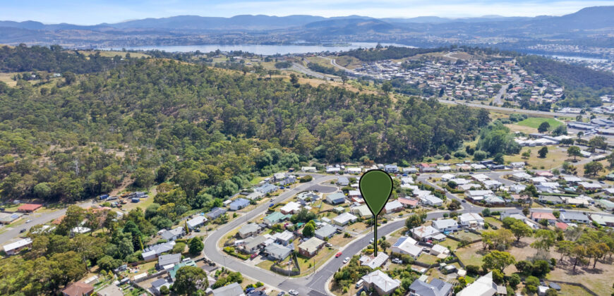 25 Bradfield St, Claremont TAS 7011