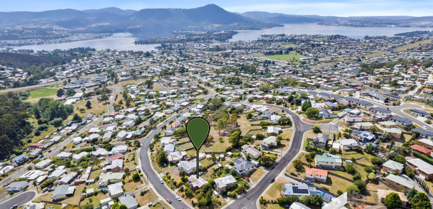 25 Bradfield St, Claremont TAS 7011