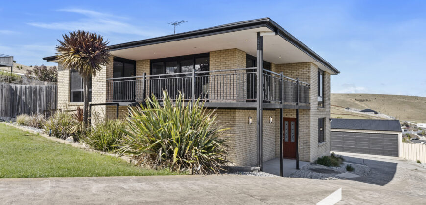 4 Endeavour Court, Tranmere TAS 7018