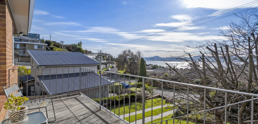 29 Willowdene Avenue, Sandy Bay TAS 7005