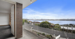 1/40 Broadwaters Pde, SANDY BAY TAS 7005
