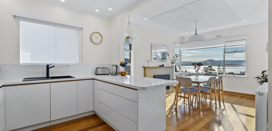 29 Willowdene Avenue, Sandy Bay TAS 7005