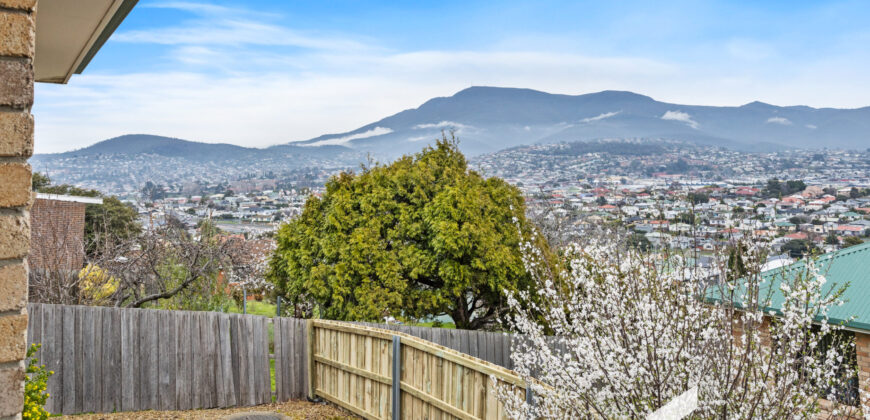 2/2 Harlow Road, Lutana TAS 7009