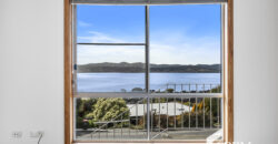 1/40 Broadwaters Pde, SANDY BAY TAS 7005