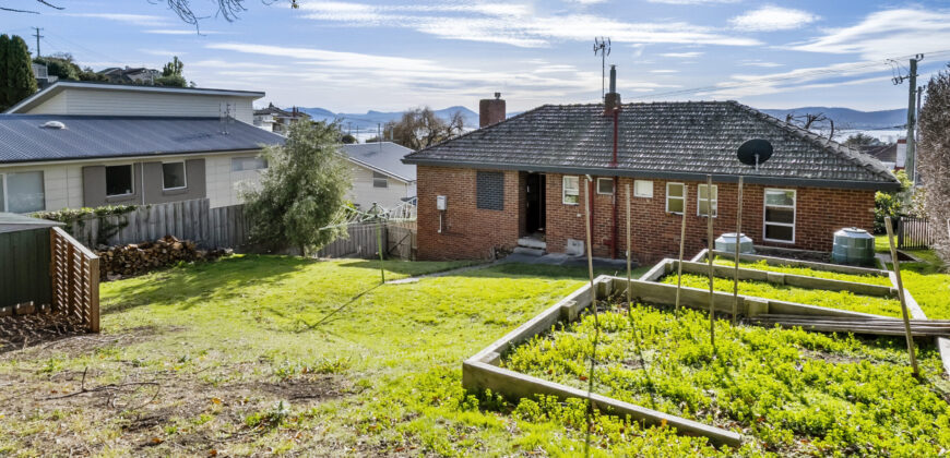 29 Willowdene Avenue, Sandy Bay TAS 7005