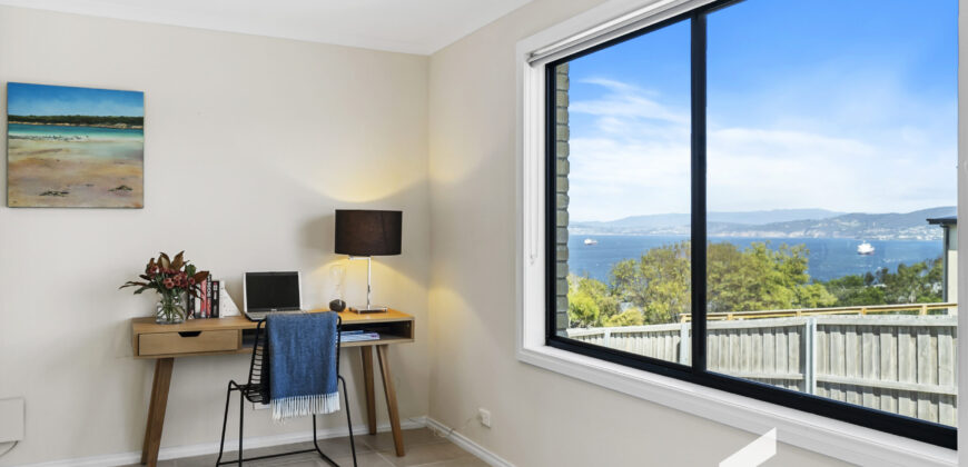 4 Endeavour Court, Tranmere TAS 7018