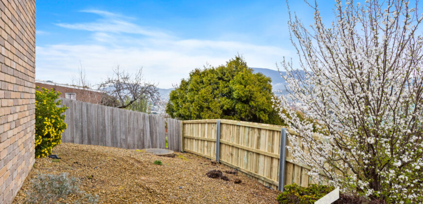 2/2 Harlow Road, Lutana TAS 7009