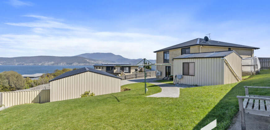 4 Endeavour Court, Tranmere TAS 7018