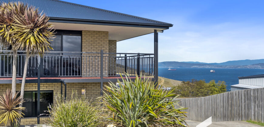 4 Endeavour Court, Tranmere TAS 7018
