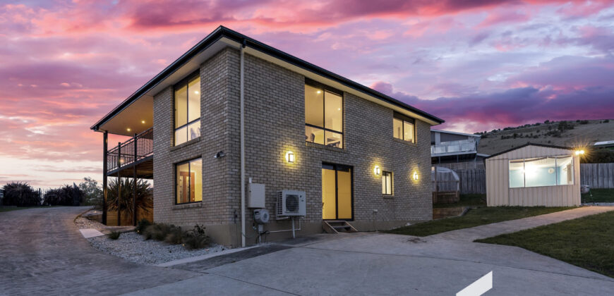 4 Endeavour Court, Tranmere TAS 7018