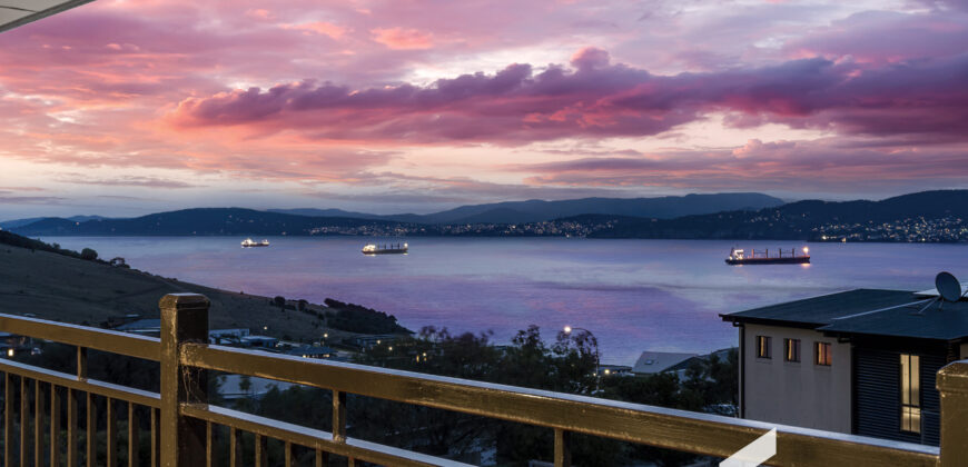 4 Endeavour Court, Tranmere TAS 7018