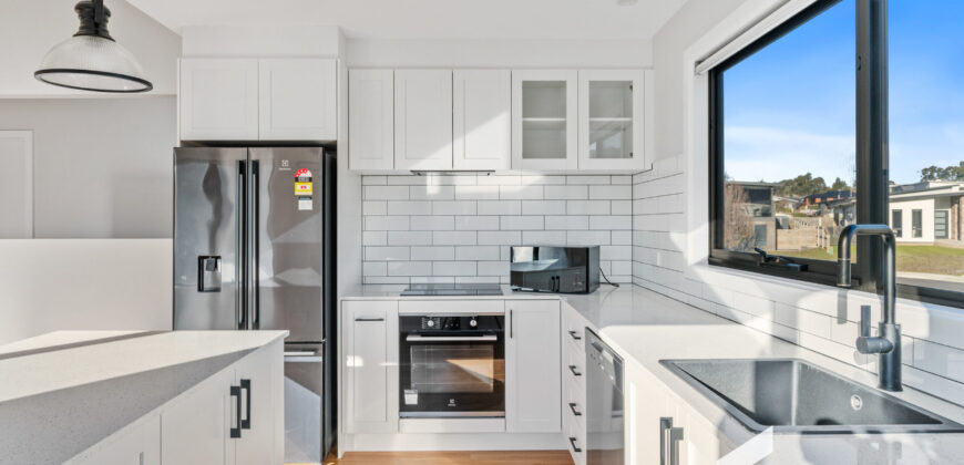 12 Homestead Place, Kingston TAS 7050