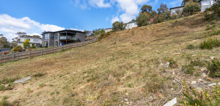 12 Hakea Dr, Tolmans Hill TAS 7007