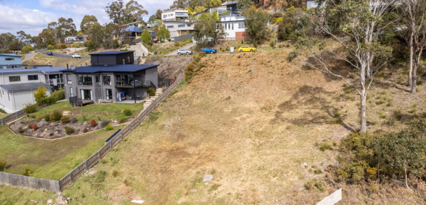 12 Hakea Dr, Tolmans Hill TAS 7007