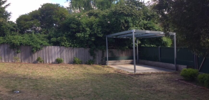 135 Flagstaff Gully Road, Lindisfarne, TAS 7015