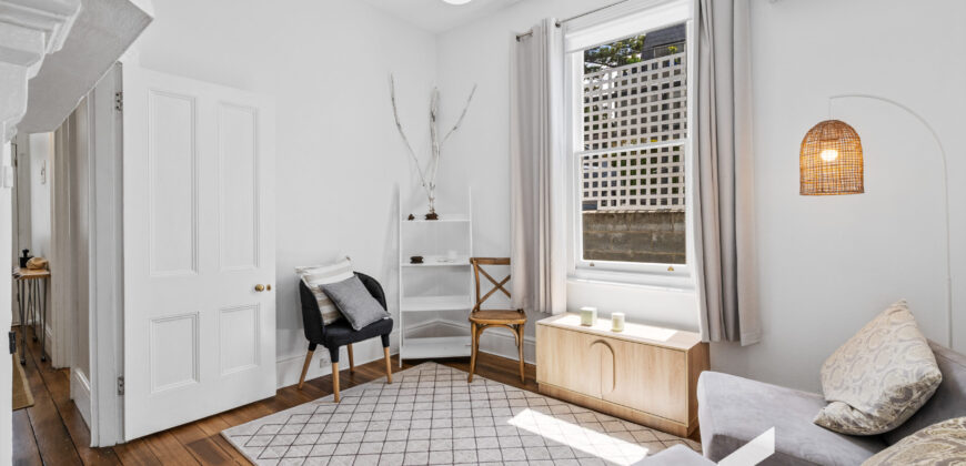 1 Flinders Lane,  Sandy Bay, TAS 7005