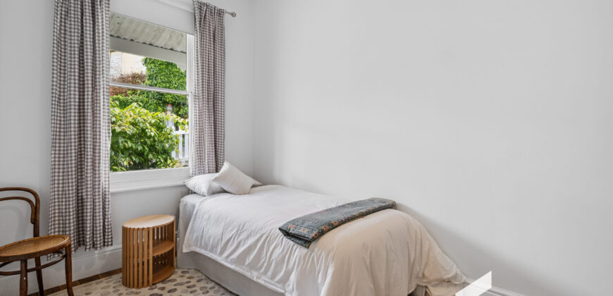 1 Flinders Lane,  Sandy Bay, TAS 7005