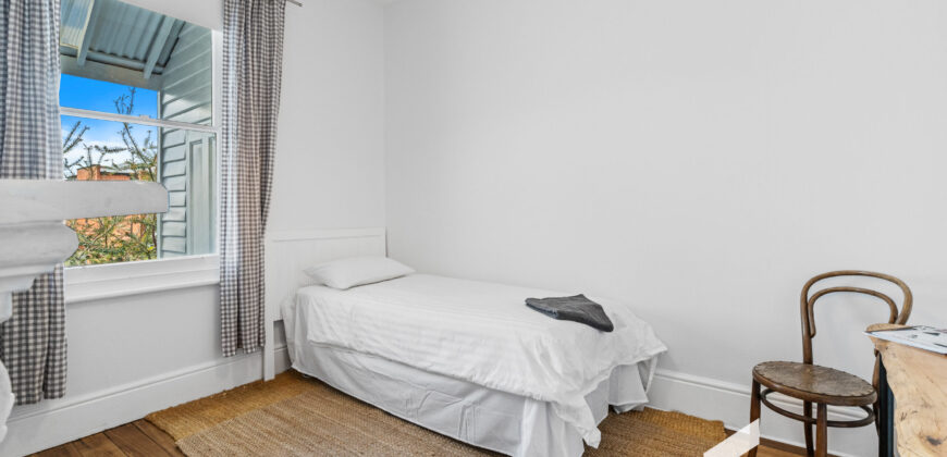 1 Flinders Lane,  Sandy Bay, TAS 7005