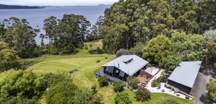 Channel Highway, Woodbridge TAS 7162 – Please contact agent for address