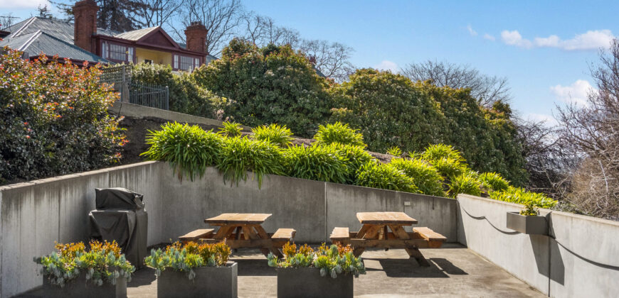 13/84 Upper Fitzroy Crescent, South Hobart TAS 7004