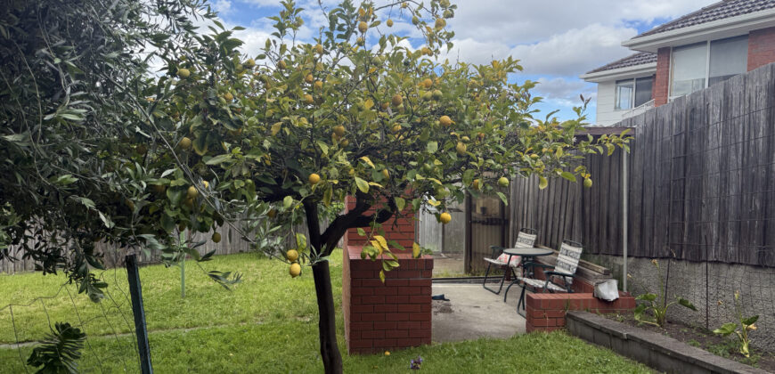 2a Watkins Avenue, West Hobart 7000