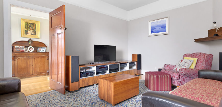 12 Braddon Avenue, SANDY BAY TAS 7005