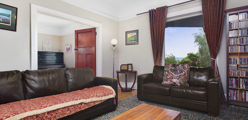 12 Braddon Avenue, SANDY BAY TAS 7005