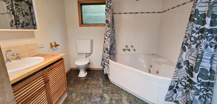 13 Conrad Drive, Otago TAS 7017