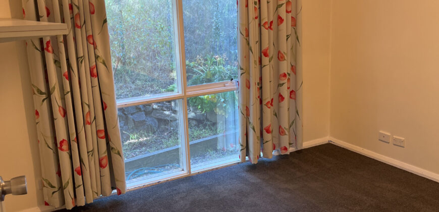 1/4 Amanda Crescent, SANDY BAY TAS 7005