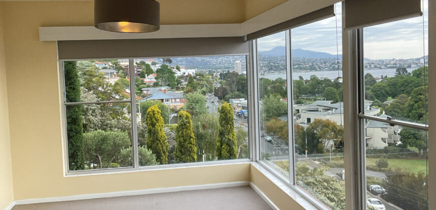 4/25 Nile Avenue, Sandy Bay TAS 7005