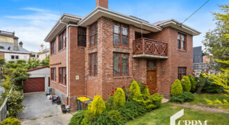 2/5 Clare Street, New Town TAS 7008