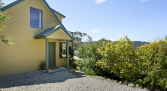 35 Auburn Road, Kingston Beach TAS 7050