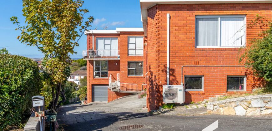 2/301 Churchill Avenue, SANDY BAY TAS 7005