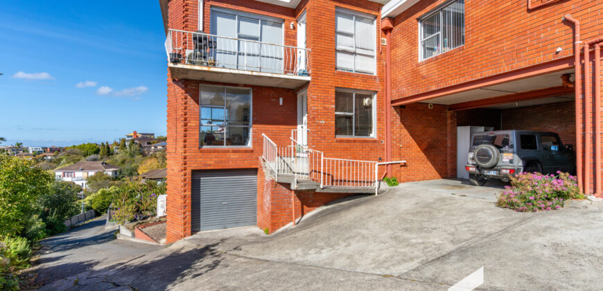 2/301 Churchill Avenue, SANDY BAY TAS 7005