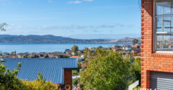 2/301 Churchill Avenue, SANDY BAY TAS 7005