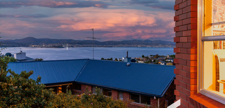2/301 Churchill Avenue, SANDY BAY TAS 7005