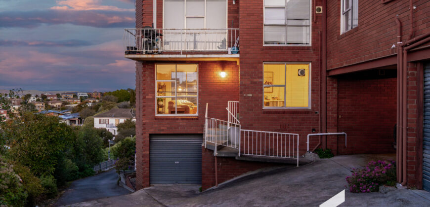 2/301 Churchill Avenue, SANDY BAY TAS 7005