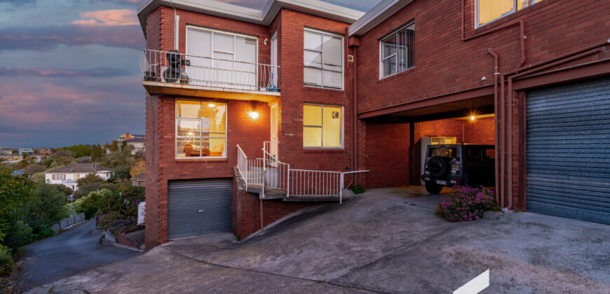 2/301 Churchill Avenue, SANDY BAY TAS 7005