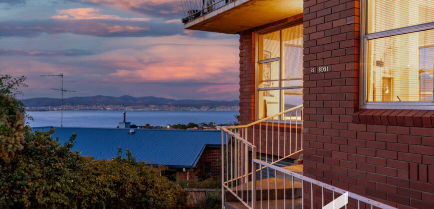 2/301 Churchill Avenue, SANDY BAY TAS 7005