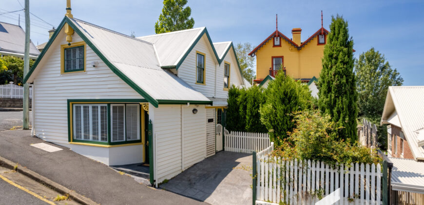 6 Scott Street, GLEBE TAS 7000