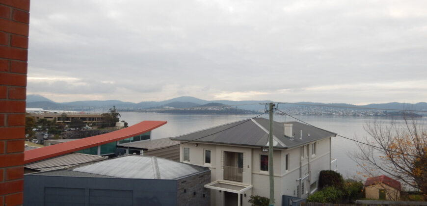 3/9 Clarke Avenue, Battery Point TAS 7004