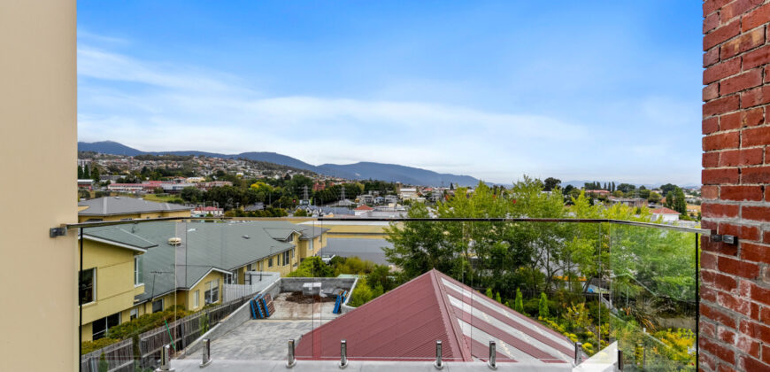 3/44 Cross St, New Town TAS 7008