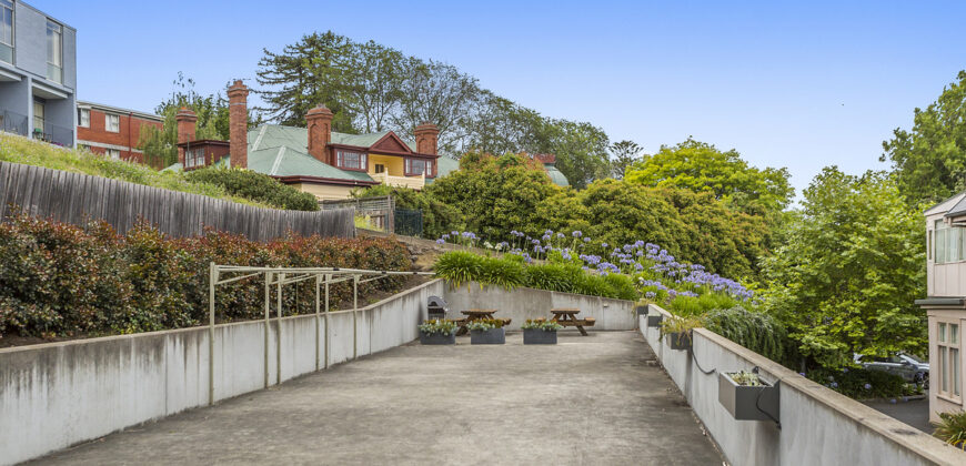 6/84 Upper Fitzroy Crescent, South Hobart Tas 7004