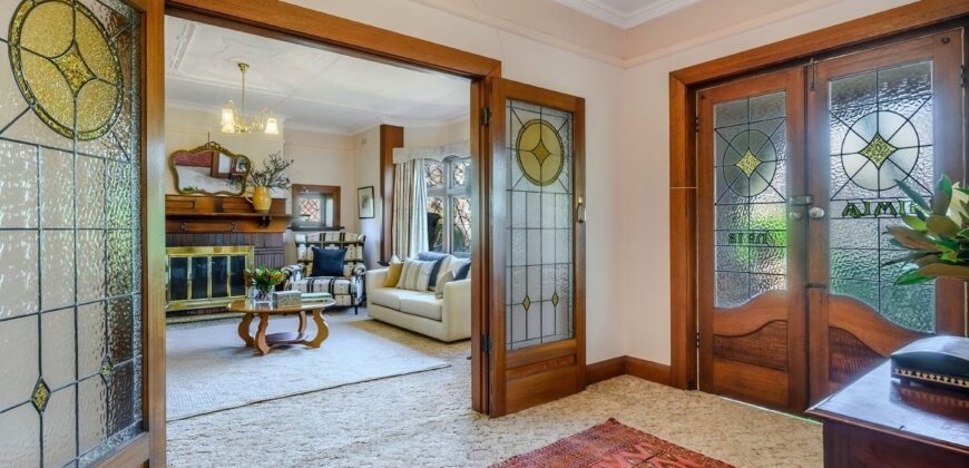 18 Toorak Ave, Mount Stuart TAS 7000