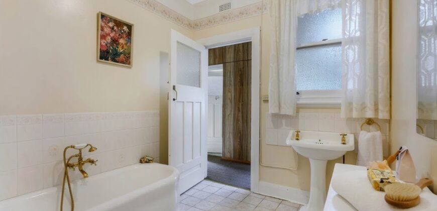 18 Toorak Ave, Mount Stuart TAS 7000