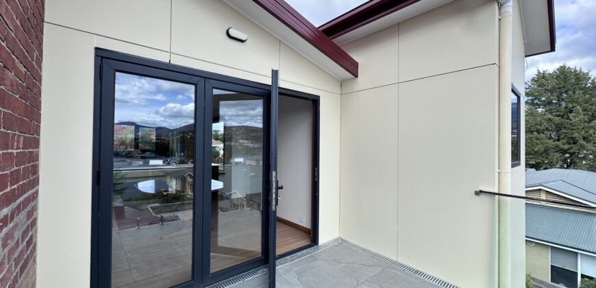 3/44 Cross St, New Town TAS 7008